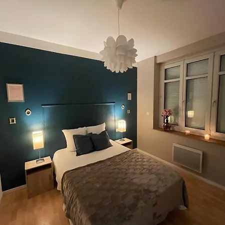 Le Nid Des Canaux Au Coeur De *