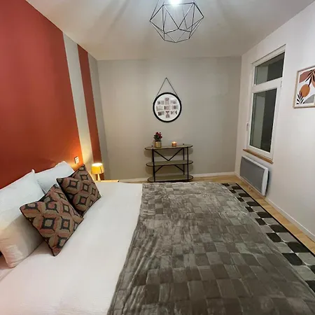 Le Nid Des Canaux Au Coeur De 아파트 베르그